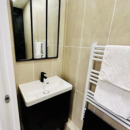 Apartament Le Ptit Vaucelles Pont-Évêque